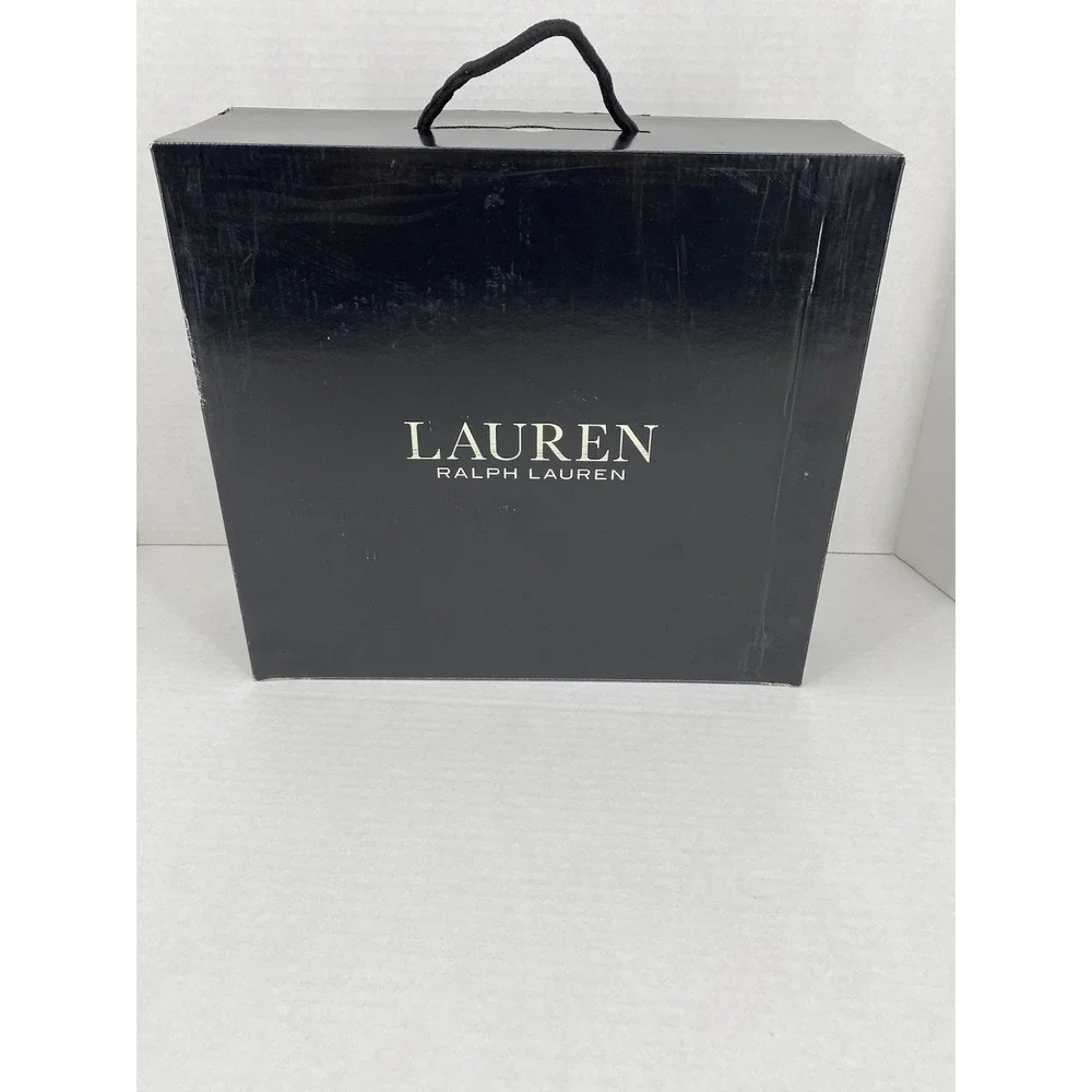Lauren Ralph Lauren Willa Burnished Leather Booties. Ankle Boot size 9